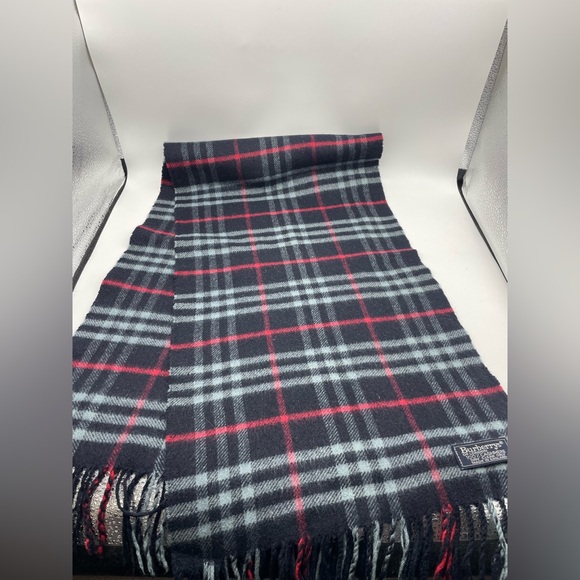 Burberry Scarf - Picture 1 of 4